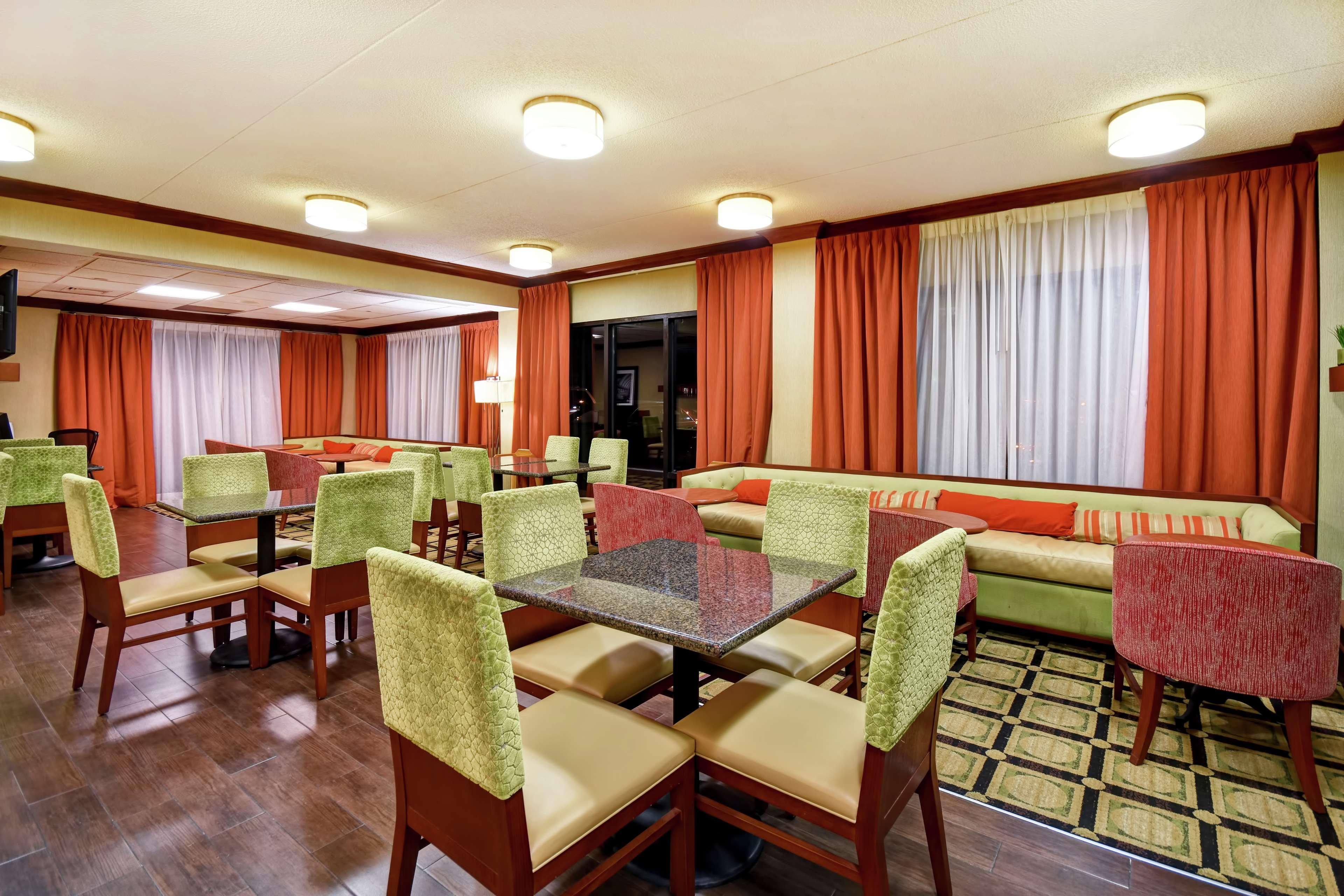 Hampton Inn St. Louis - Westport Maryland Heights Eksteriør billede