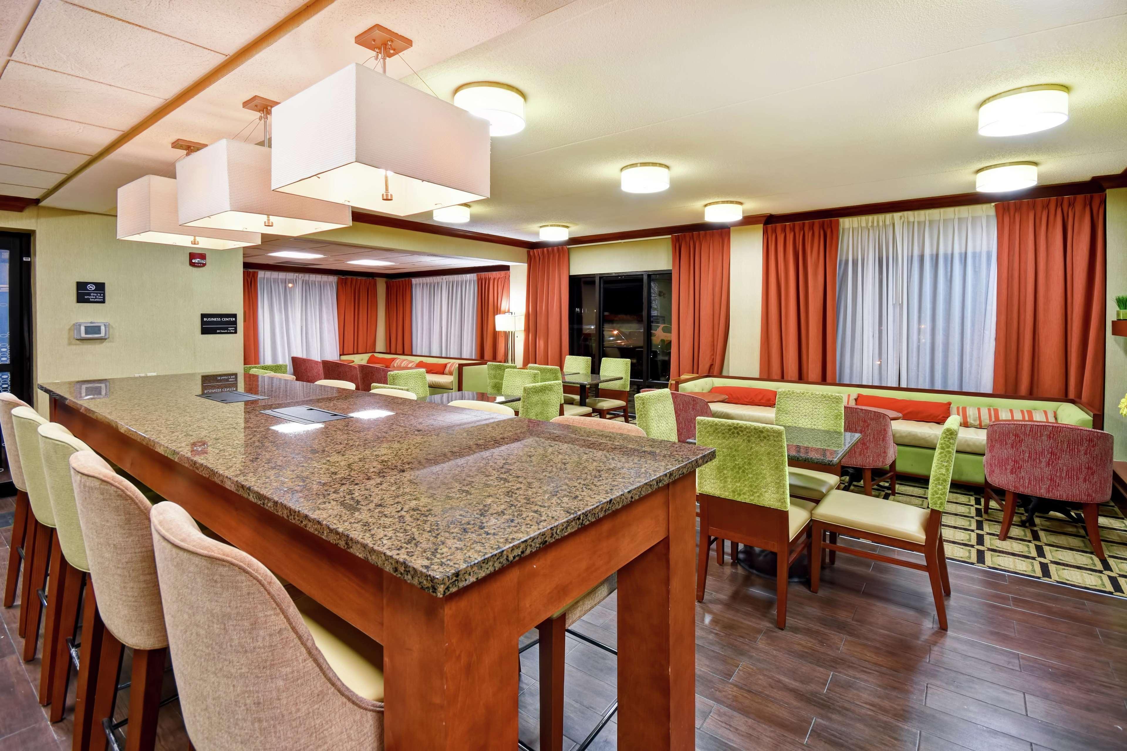 Hampton Inn St. Louis - Westport Maryland Heights Eksteriør billede