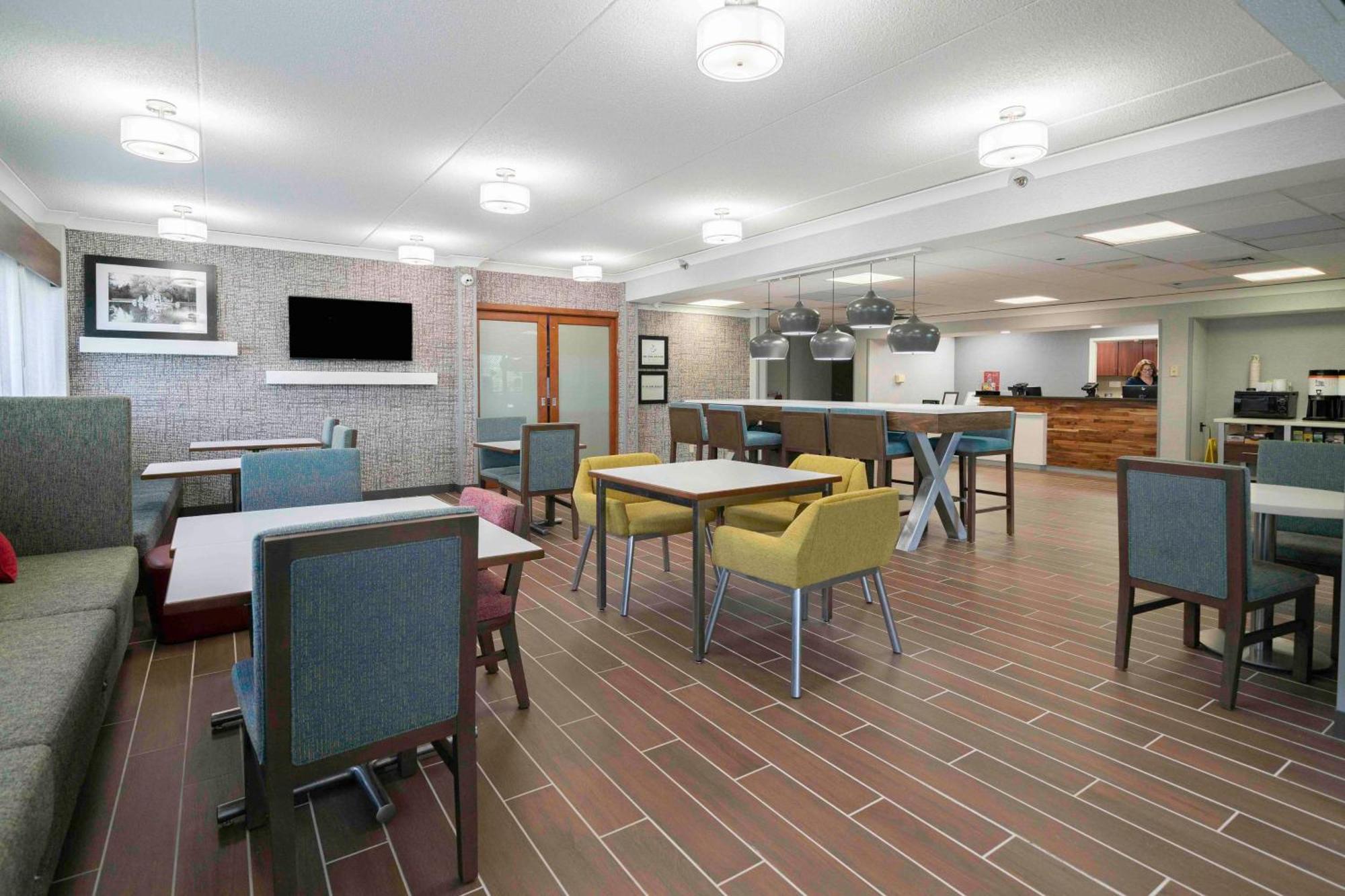 Hampton Inn St. Louis - Westport Maryland Heights Eksteriør billede